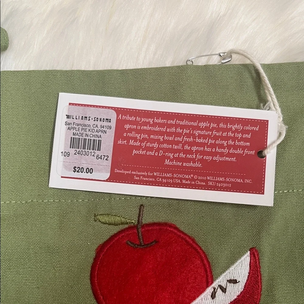 🆕 Williams-Sonoma WSKids Apple Pie Apron Green with Kitchen Motifs 🍎